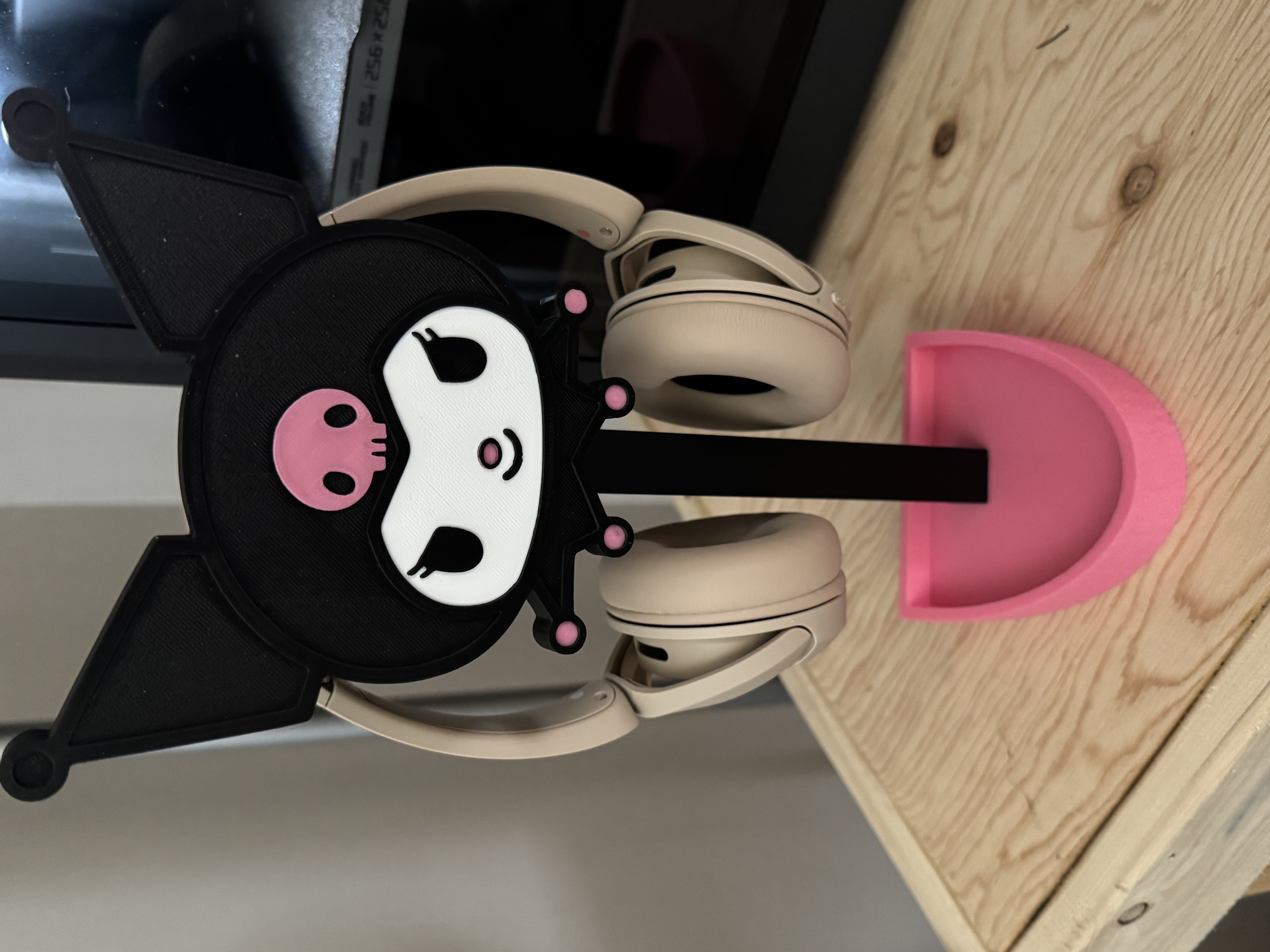 Headphones Stand